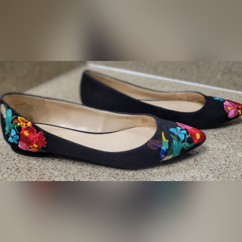 Nine West Obedience Black Textile Embroidered Tropical Floral Flats